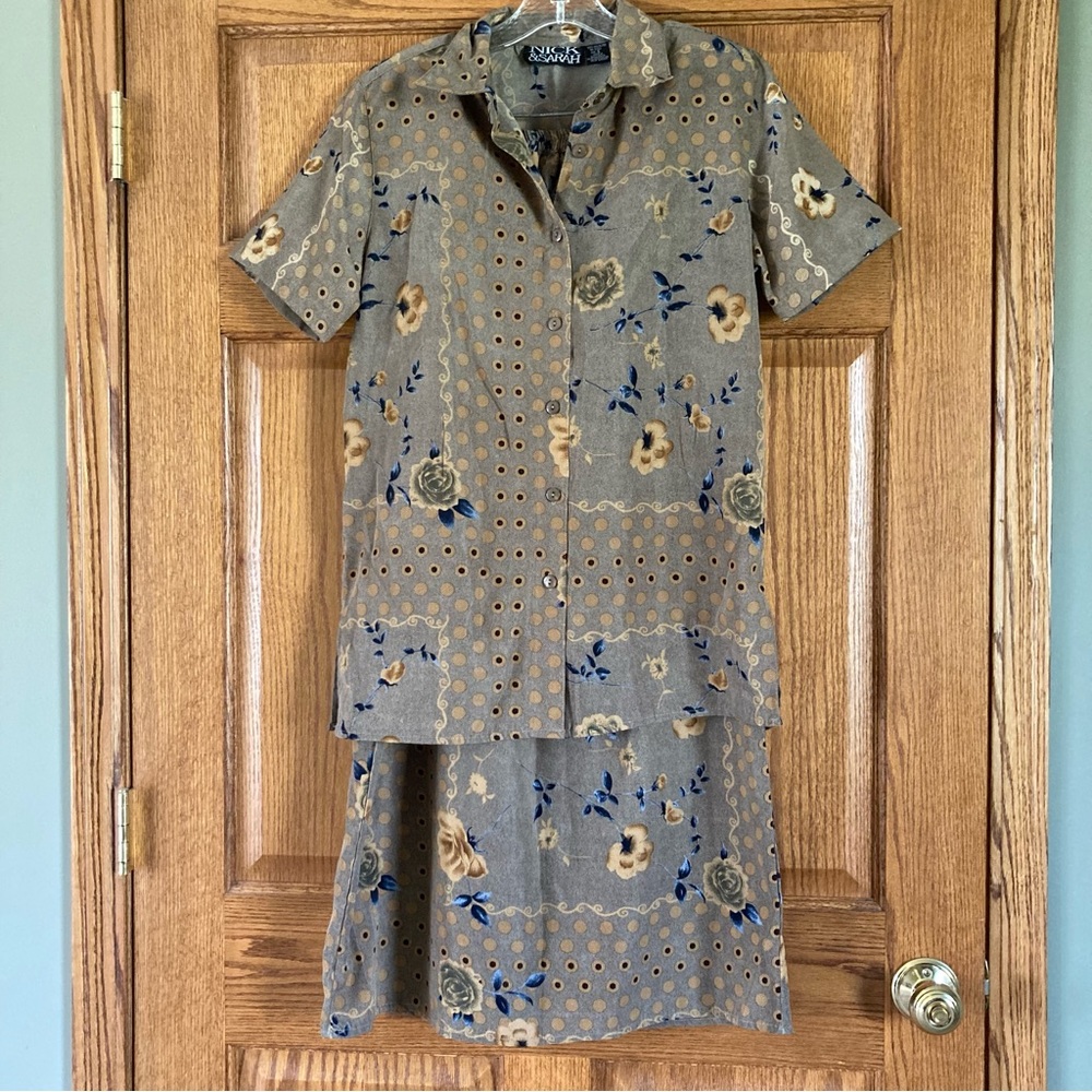 Nick & Sarah Skirt & Button-up Shirt Set in Brown Small